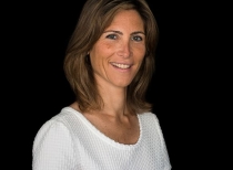 JULIA de FUNÈS